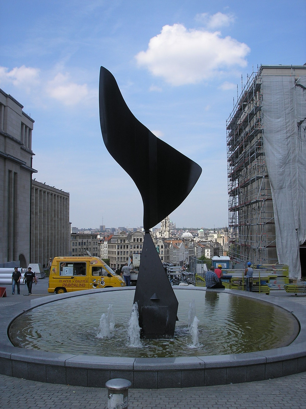 Huellas en Bruselas V: Calder