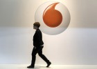 Vodafone calienta el 'low cost' móvil al regalar megas de navegación Vodafone calienta el 'low cost' móvil al regalar megas de navegación