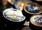 El ahorro familiar bajó hasta el 8,2 % de la renta en 2012 El ahorro familiar bajó hasta el 8,2 % de la renta en 2012