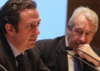 El Tesoro y BME retan a los depósitos con su mercado de deuda para particulares El Tesoro y BME retan a los depósitos con su mercado de deuda para particulares