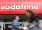 Guerra abierta en la fibra: Vodafone y Orange piden la intervención de la CMT Guerra abierta en la fibra: Vodafone y Orange piden la intervención de la CMT