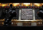 El INE avanza que la economía española cayó el 0,5% en el primer trimestre El INE avanza que la economía española cayó el 0,5% en el primer trimestre