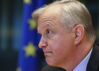 Rehn dice que pedirá a España y Francia que sigan con reformas a cambio de la relajación del déficit Rehn dice que pedirá a España y Francia que sigan con reformas a cambio de la relajación del déficit