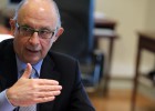 Montoro: “Quiero bajar los impuestos, pero no hay margen” Montoro: “Quiero bajar los impuestos, pero no hay margen”
