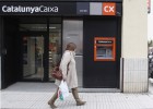 Economía pretende acelerar la venta de Catalunya Banc y Novagalicia Economía pretende acelerar la venta de Catalunya Banc y Novagalicia