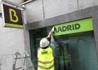 La CNMV investiga si las ventas que han tumbado la acción de Bankia son legales La CNMV investiga si las ventas que han tumbado la acción de Bankia son legales