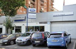 Vista de un concesionario de ventas de vehículos de la marca Ford en Madrid. EFEArchivo