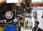 Ford Almussafes recuperará el tercer turno en septiembre Ford Almussafes recuperará el tercer turno en septiembre