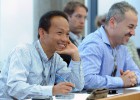 Los graduados de MBA tienen la solución a la crisis Los graduados de MBA tienen la solución a la crisis