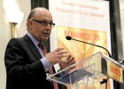 Montoro anuncia la creación de un comité de expertos para la reforma fiscal Montoro anuncia la creación de un comité de expertos para la reforma fiscal