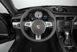 Porsche 911, el deportivo inmortal, cumple medio siglo