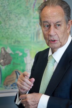 “España debe aspirar al 0% de déficit o iremos hacia otra crisis”