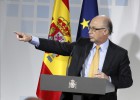 El Gobierno insta a eliminar a los defensores del pueblo autonómicos El Gobierno insta a eliminar a los defensores del pueblo autonómicos