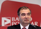 Moody's baja el rating a Popular y amenaza con recortarlo a Sabadell Moody's baja el rating a Popular y amenaza con recortarlo a Sabadell