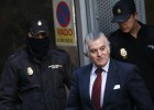 Bárcenas dio por rotas las relaciones con Rajoy en marzo, según SMS en prensa Bárcenas dio por rotas las relaciones con Rajoy en marzo, según SMS en prensa