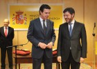 Las grandes eléctricas recurrirán la obligación de financiar el bono social Las grandes eléctricas recurrirán la obligación de financiar el bono social