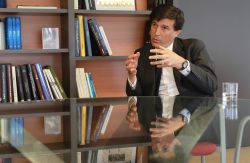 “Es necesario bajar impuestos para crear empleo”