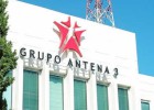 Antena 3 desbanca a Telecinco y lidera la audiencia en julio Antena 3 desbanca a Telecinco y lidera la audiencia en julio