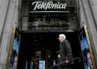 Telefónica recibirá 300 millones con la venta de antenas a Abertis Telefónica recibirá 300 millones con la venta de antenas a Abertis