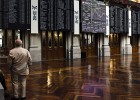 El Ibex reconquista los 8.500 pese al FMI y el empleo
de EE UU El Ibex reconquista los 8.500 pese al FMI y el empleo
de EE UU