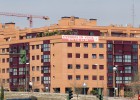 Goldman Sachs-Azora compra 3.000 pisos a la Comunidad de Madrid Goldman Sachs-Azora compra 3.000 pisos a la Comunidad de Madrid