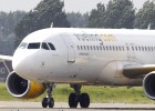 Los pasajeros del avión de Vueling averiado despegarán a las 18 horas Los pasajeros del avión de Vueling averiado despegarán a las 18 horas