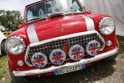 Mini, el pequeño gran coche que nunca envejece
