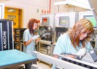 Madrid y Canarias registran fuertes caídas de su producción industrial Madrid y Canarias registran fuertes caídas de su producción industrial