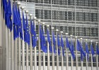 Standard & Poor's rebaja la nota de la deuda de la UE de AAA a AA+ Standard & Poor's rebaja la nota de la deuda de la UE de AAA a AA+