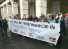 El fuerte ajuste de 2013 dispara la indemnización por despido en banca El fuerte ajuste de 2013 dispara la indemnización por despido en banca