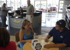 Los concesionarios de Chevrolet piden 50 millones a GM por cerrar la marca Los concesionarios de Chevrolet piden 50 millones a GM por cerrar la marca