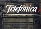 Telefónica ultima la salida de la filial checa tras recibir luz verde de Bruselas Telefónica ultima la salida de la filial checa tras recibir luz verde de Bruselas