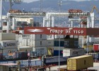 Las exportaciones crecen un 5,4% y reducen el déficit comercial a la mitad Las exportaciones crecen un 5,4% y reducen el déficit comercial a la mitad
