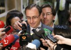 El PP ve en los datos del paro que la recesión ha acabado pero la crisis no El PP ve en los datos del paro que la recesión ha acabado pero la crisis no