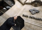 La fallida venta de la inmobiliaria de Catalunya Banc suma trabas a la privatización La fallida venta de la inmobiliaria de Catalunya Banc suma trabas a la privatización