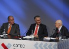 El Rey pide crédito para que las pymes reindustrialicen España El Rey pide crédito para que las pymes reindustrialicen España