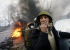 La prensa francesa eleva a 100 los muertos en las protestas de Kiev La prensa francesa eleva a 100 los muertos en las protestas de Kiev