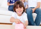 54 euros al mes a cambio de nada: la paga de los padres españoles a sus hijos 54 euros al mes a cambio de nada: la paga de los padres españoles a sus hijos