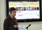 Internet y las nuevas tabletas y 'smartphones' convierten la televisión en una ‘app’ más” Internet y las nuevas tabletas y 'smartphones' convierten la televisión en una ‘app’ más”
