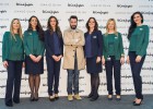 El Corte Inglés moderniza
a sus 35.000 dependientas El Corte Inglés moderniza
a sus 35.000 dependientas