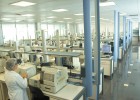 Almirall se suma a la moda de emitir deuda: vende 325 millones Almirall se suma a la moda de emitir deuda: vende 325 millones