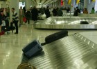 Nueve empresas tratarán de desbancar a Iberia del 'handling' de Aena Nueve empresas tratarán de desbancar a Iberia del 'handling' de Aena