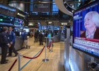 Wall Street frena las caídas de las Bolsas europeas Wall Street frena las caídas de las Bolsas europeas
