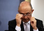 Montoro mejorará las ayudas fiscales a las madres trabajadoras Montoro mejorará las ayudas fiscales a las madres trabajadoras