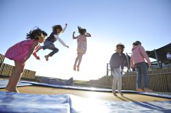 Con padres viajeros, hijos contentos