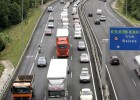 El transporte español rechaza la futura tasa gala a los camiones extranjeros El transporte español rechaza la futura tasa gala a los camiones extranjeros