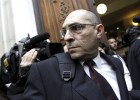 Silva intenta forzar un aplazamiento del juicio al renunciar su abogado Silva intenta forzar un aplazamiento del juicio al renunciar su abogado
