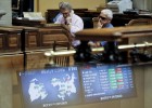 El Tesoro sube el interés en las letras a 3 meses y lo baja en el papel a 9 meses El Tesoro sube el interés en las letras a 3 meses y lo baja en el papel a 9 meses