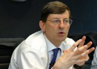 Vodafone critica la “obsesión” del regulador europeo por los precios y los pequeños 'jugadores' Vodafone critica la “obsesión” del regulador europeo por los precios y los pequeños 'jugadores'