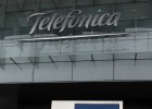 Telefónica reduce el beneficio un 23,2% por el impacto de los tipos de cambio Telefónica reduce el beneficio un 23,2% por el impacto de los tipos de cambio